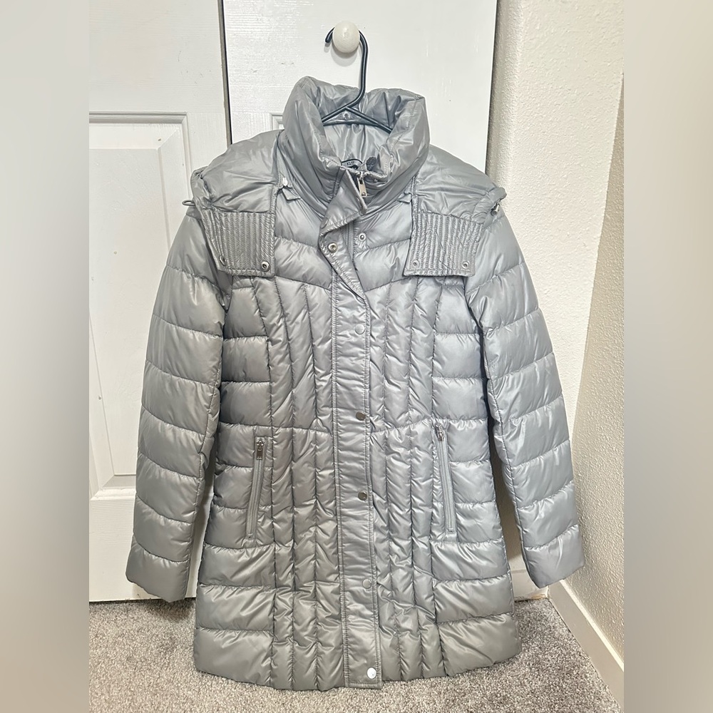 Andrew Marc Silver Puffer Coat with Quilted Design